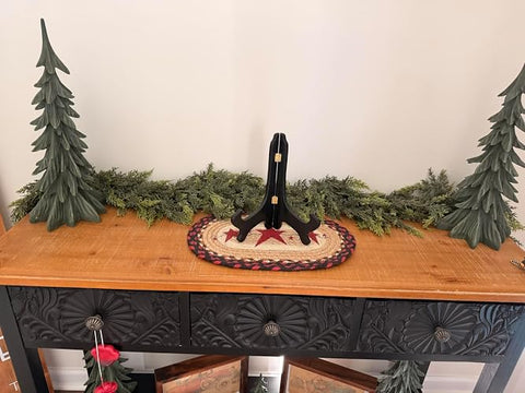 Cedar garland displayed on a wooden mantel - customer review
